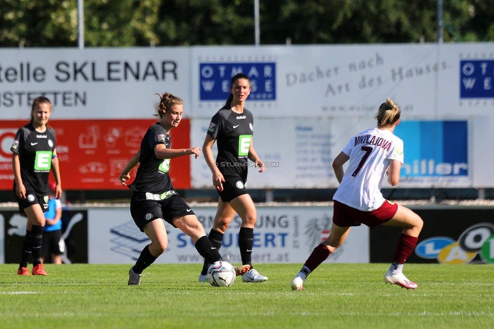 Sturm Damen - St. Poelten
OEFB Frauen Cup, Finale, SK Sturm Graz Damen - SKN St. Poelten Frauen, Stadion Amstetten, 04.06.2022. 

Foto zeigt Annabel Schasching (Sturm Damen), Julia Magerl (Sturm Damen) und Anna Malle (Sturm Damen)
