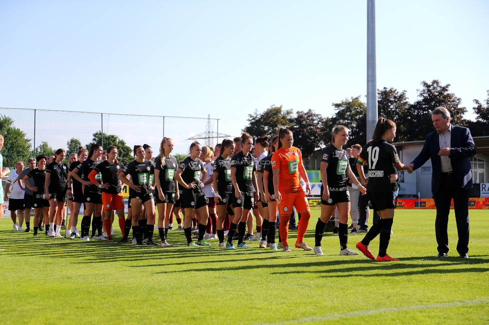 Sturm Damen - St. Poelten
OEFB Frauen Cup, Finale, SK Sturm Graz Damen - SKN St. Poelten Frauen, Stadion Amstetten, 04.06.2022. 

Foto zeigt die Mannschaft der Sturm Damen
