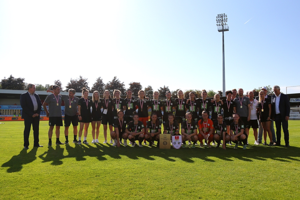 Sturm Damen - St. Poelten
OEFB Frauen Cup, Finale, SK Sturm Graz Damen - SKN St. Poelten Frauen, Stadion Amstetten, 04.06.2022. 

Foto zeigt die Mannschaft der Sturm Damen
