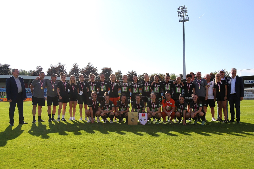 Sturm Damen - St. Poelten
OEFB Frauen Cup, Finale, SK Sturm Graz Damen - SKN St. Poelten Frauen, Stadion Amstetten, 04.06.2022. 

Foto zeigt die Mannschaft der Sturm Damen
