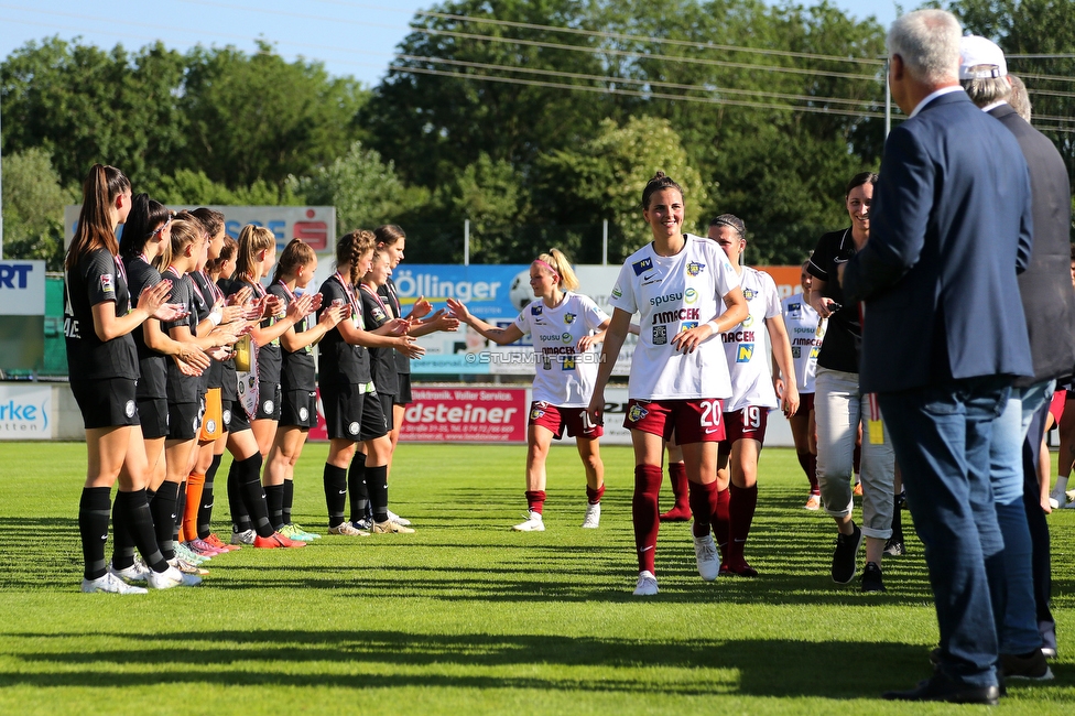 Sturm Damen - St. Poelten
OEFB Frauen Cup, Finale, SK Sturm Graz Damen - SKN St. Poelten Frauen, Stadion Amstetten, 04.06.2022. 

Foto zeigt die Mannschaft der Sturm Damen
