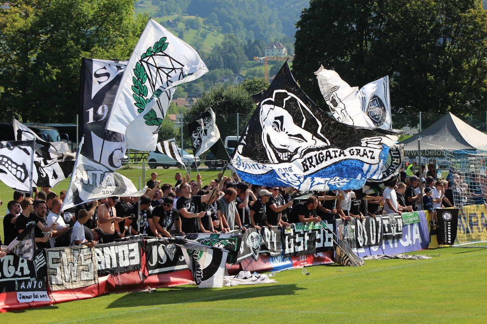 Roethis - Sturm Graz
OEFB Cup, 1. Runde, SC Roethis - SK Sturm Graz, Sportplatz an der Ratz, 16.07.2022. 

Foto zeigt Fans von Sturm
