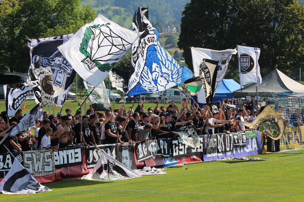 Roethis - Sturm Graz
OEFB Cup, 1. Runde, SC Roethis - SK Sturm Graz, Sportplatz an der Ratz, 16.07.2022. 

Foto zeigt Fans von Sturm
