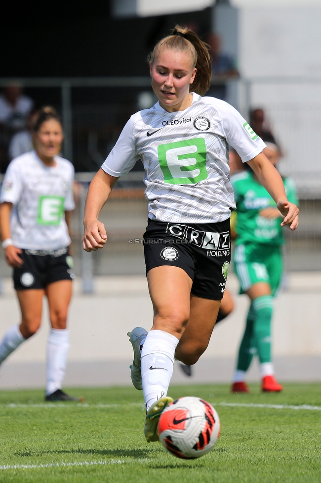 Sturm Damen - Haladas-Viktoria Szombathely
Testspiel, SK Sturm Graz Damen - Haladas-Viktoria Szombathely, Trainingszentrum, 23.07.2022. 

Foto zeigt Anna Maria Wirnsberger (Sturm Damen)
