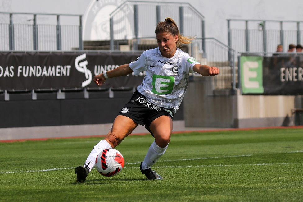 Sturm Damen - Haladas-Viktoria Szombathely
Testspiel, SK Sturm Graz Damen - Haladas-Viktoria Szombathely, Trainingszentrum, 23.07.2022. 

Foto zeigt Sophia Bertolo (Sturm Damen)
