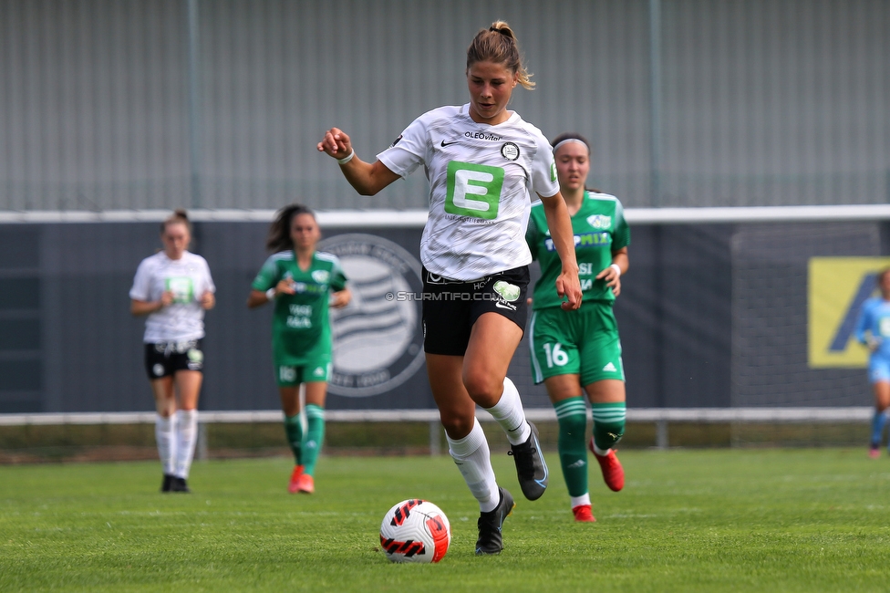 Sturm Damen - Haladas-Viktoria Szombathely
Testspiel, SK Sturm Graz Damen - Haladas-Viktoria Szombathely, Trainingszentrum, 23.07.2022. 

Foto zeigt Sophia Bertolo (Sturm Damen)
