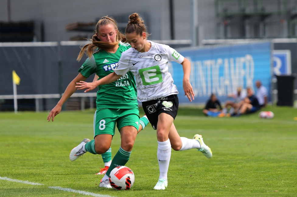 Sturm Damen - Haladas-Viktoria Szombathely
Testspiel, SK Sturm Graz Damen - Haladas-Viktoria Szombathely, Trainingszentrum, 23.07.2022. 

Foto zeigt Kathrin Greimelmaier (Sturm Damen)
