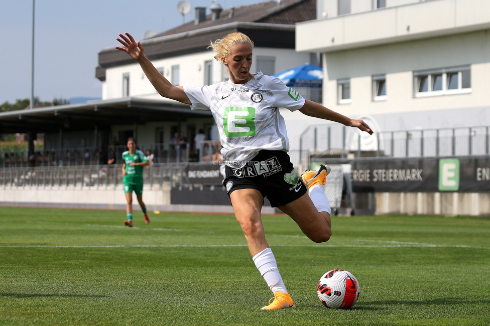 Sturm Damen - Haladas-Viktoria Szombathely
Testspiel, SK Sturm Graz Damen - Haladas-Viktoria Szombathely, Trainingszentrum, 23.07.2022. 

Foto zeigt Modesta Uka (Sturm Damen)
