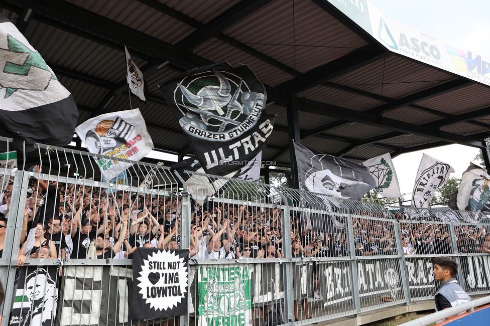 Wolfsberg - Sturm Graz
Oesterreichische Fussball Bundesliga, 1. Runde, Wolfsberger AC - SK Sturm Graz, Lavanttal Arena Wolfsberg, 23.07.2022. 

Foto zeigt Fans von Sturm
Schlüsselwörter: sturmflut