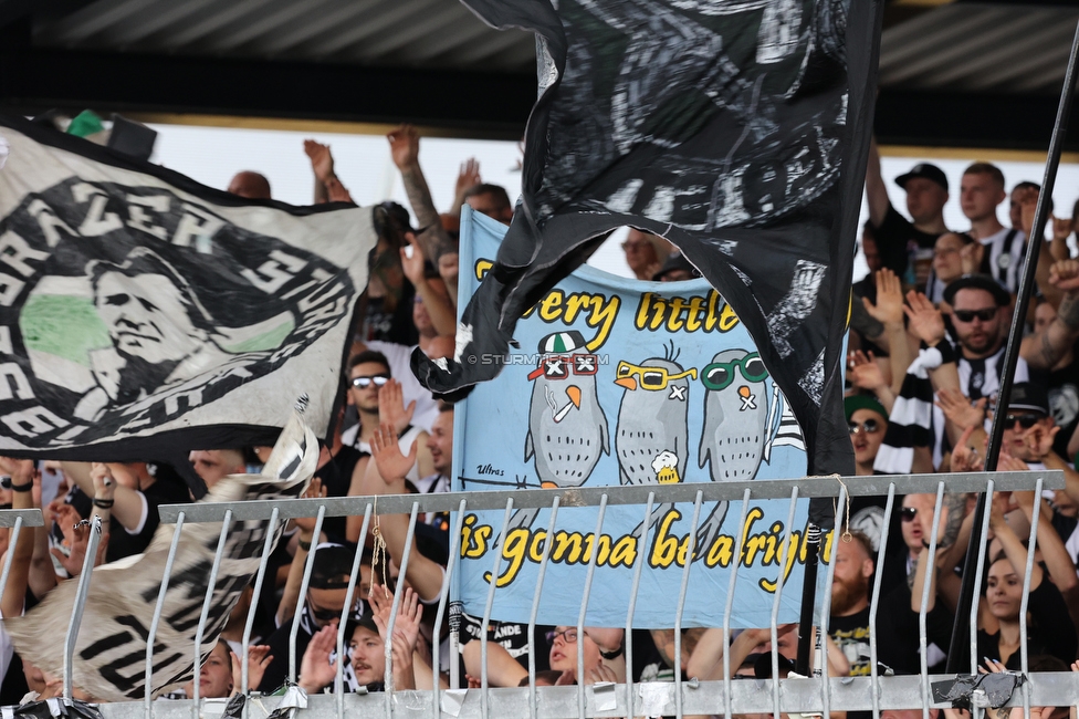 Wolfsberg - Sturm Graz
Oesterreichische Fussball Bundesliga, 1. Runde, Wolfsberger AC - SK Sturm Graz, Lavanttal Arena Wolfsberg, 23.07.2022. 

Foto zeigt Fans von Sturm
Schlüsselwörter: sturmflut