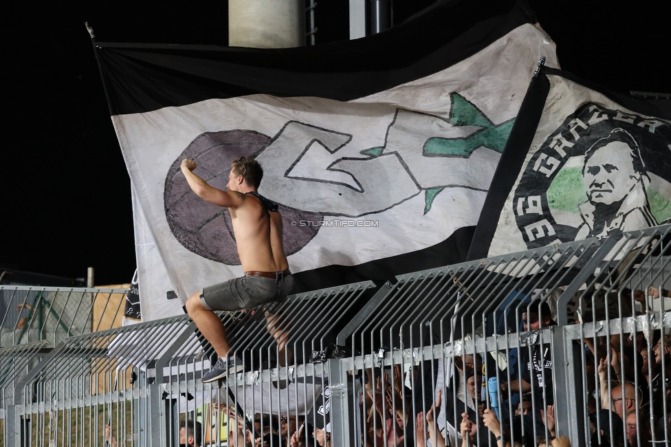 Wolfsberg - Sturm Graz
Oesterreichische Fussball Bundesliga, 1. Runde, Wolfsberger AC - SK Sturm Graz, Lavanttal Arena Wolfsberg, 23.07.2022. 

Foto zeigt Fans von Sturm
Schlüsselwörter: generationchaos