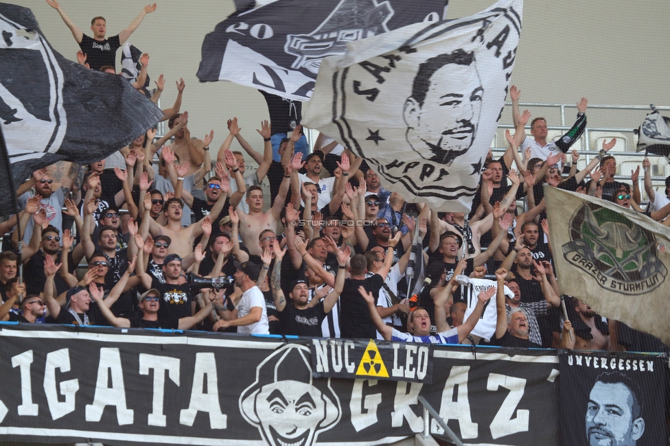 Dynamo Kiew - Sturm Graz
UEFA Champions League Qualifikation 3. Runde, Dynamo Kiew - SK Sturm Graz, Stadion LKS Lodz, 03.08.2022. 

Foto zeigt Fans von Sturm
