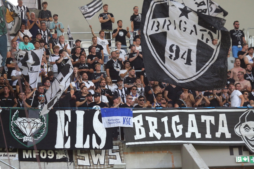 Dynamo Kiew - Sturm Graz
UEFA Champions League Qualifikation 3. Runde, Dynamo Kiew - SK Sturm Graz, Stadion LKS Lodz, 03.08.2022. 

Foto zeigt Fans von Sturm
