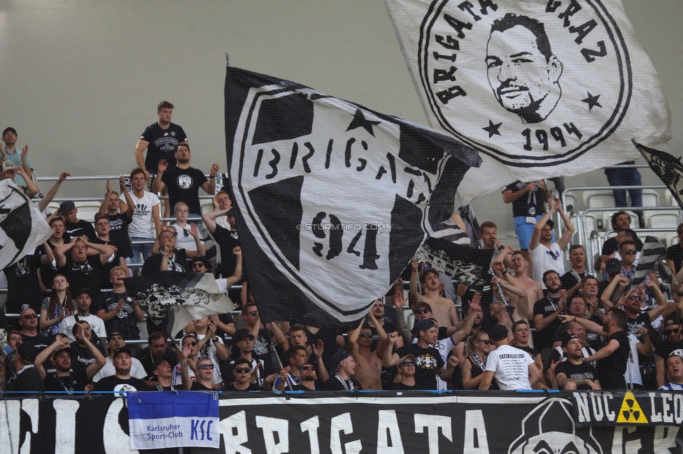 Dynamo Kiew - Sturm Graz
UEFA Champions League Qualifikation 3. Runde, Dynamo Kiew - SK Sturm Graz, Stadion LKS Lodz, 03.08.2022. 

Foto zeigt Fans von Sturm
