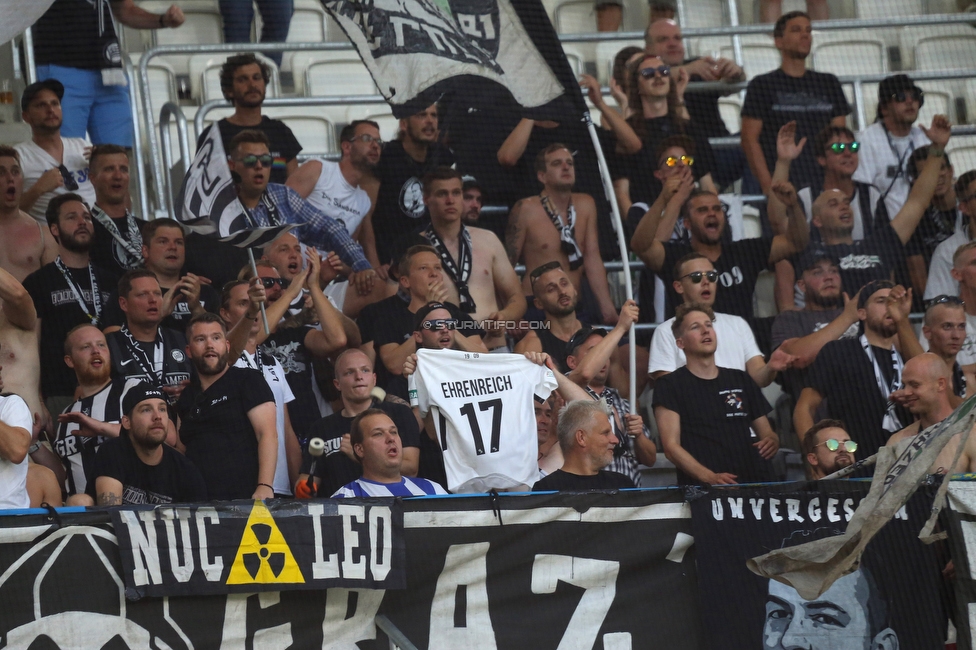 Dynamo Kiew - Sturm Graz
UEFA Champions League Qualifikation 3. Runde, Dynamo Kiew - SK Sturm Graz, Stadion LKS Lodz, 03.08.2022. 

Foto zeigt Fans von Sturm
