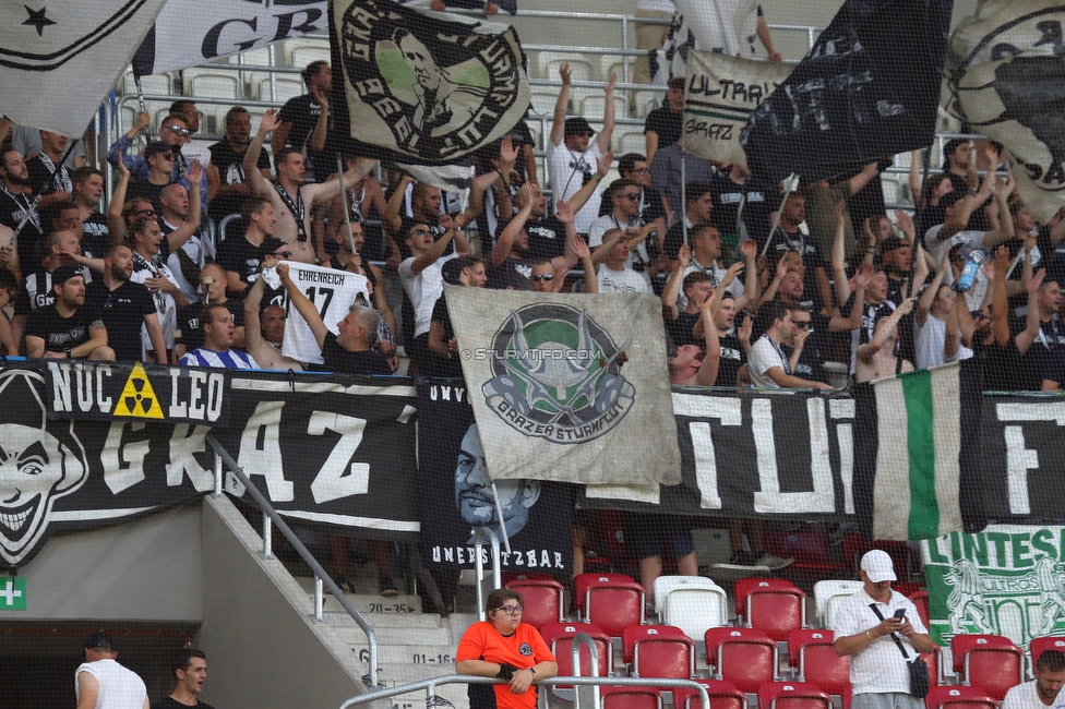 Dynamo Kiew - Sturm Graz
UEFA Champions League Qualifikation 3. Runde, Dynamo Kiew - SK Sturm Graz, Stadion LKS Lodz, 03.08.2022. 

Foto zeigt Fans von Sturm
