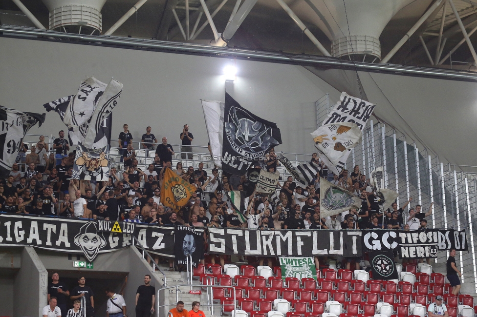 Dynamo Kiew - Sturm Graz
UEFA Champions League Qualifikation 3. Runde, Dynamo Kiew - SK Sturm Graz, Stadion LKS Lodz, 03.08.2022. 

Foto zeigt Fans von Sturm
