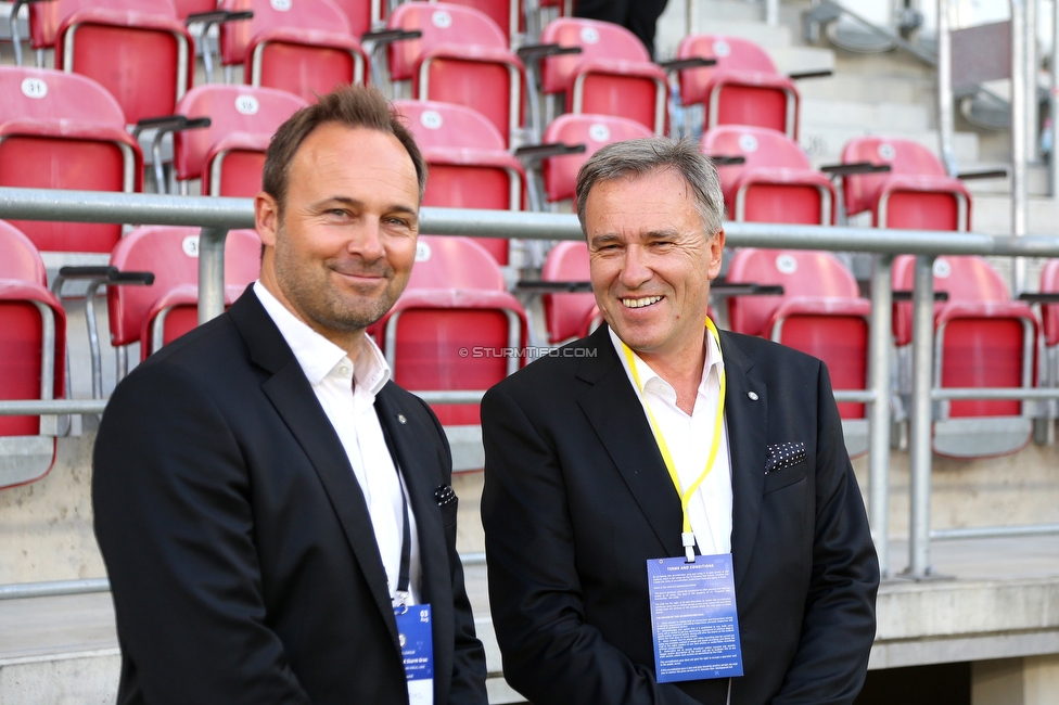 Dynamo Kiew - Sturm Graz
UEFA Champions League Qualifikation 3. Runde, Dynamo Kiew - SK Sturm Graz, Stadion LKS Lodz, 03.08.2022. 

Foto zeigt Thomas Tebbich (wirtsch. Geschaeftsfuehrer Sturm) und Christian Jauk (Praesident Sturm)
