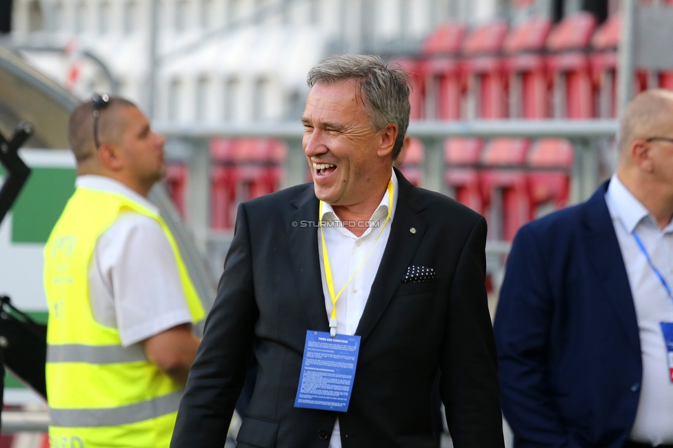 Dynamo Kiew - Sturm Graz
UEFA Champions League Qualifikation 3. Runde, Dynamo Kiew - SK Sturm Graz, Stadion LKS Lodz, 03.08.2022. 

Foto zeigt Christian Jauk (Praesident Sturm)
