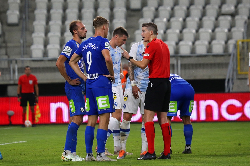 Dynamo Kiew - Sturm Graz
UEFA Champions League Qualifikation 3. Runde, Dynamo Kiew - SK Sturm Graz, Stadion LKS Lodz, 03.08.2022. 

Foto zeigt Jon Gorenc-Stankovic (Sturm) und Rasmus Hoejlund (Sturm)
