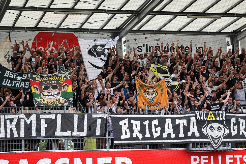 Ried - Sturm Graz
Oesterreichische Fussball Bundesliga, 3. Runde, SV Ried - SK Sturm Graz, Arena Ried, 06.08.2022. 

Foto zeigt Fans von Sturm
