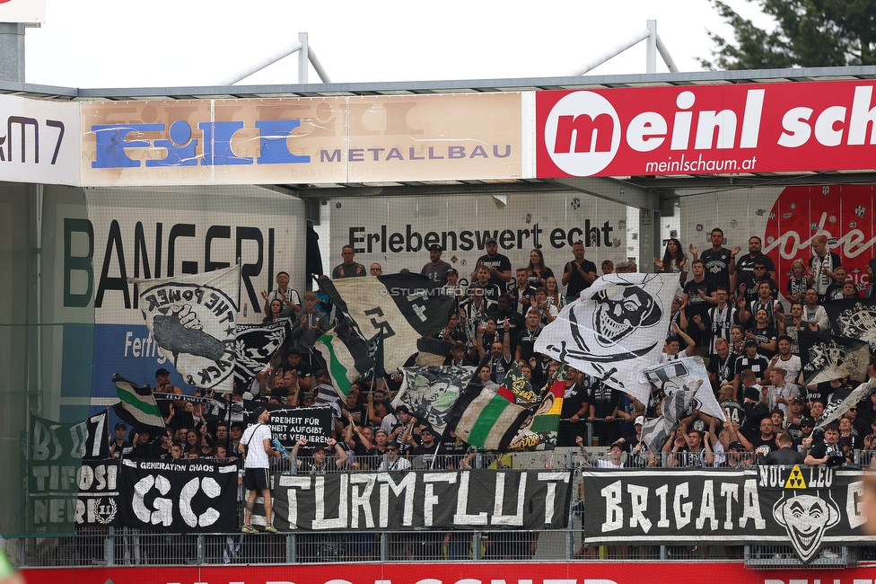 Ried - Sturm Graz
Oesterreichische Fussball Bundesliga, 3. Runde, SV Ried - SK Sturm Graz, Arena Ried, 06.08.2022. 

Foto zeigt Fans von Sturm
