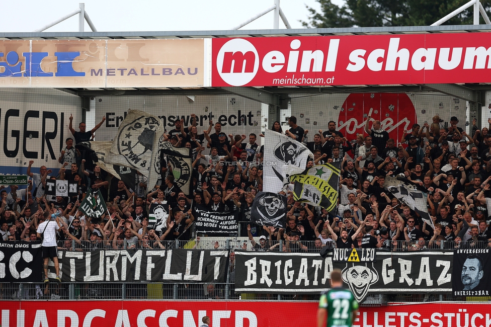 Ried - Sturm Graz
Oesterreichische Fussball Bundesliga, 3. Runde, SV Ried - SK Sturm Graz, Arena Ried, 06.08.2022. 

Foto zeigt Fans von Sturm
