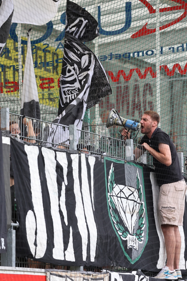 Ried - Sturm Graz
Oesterreichische Fussball Bundesliga, 3. Runde, SV Ried - SK Sturm Graz, Arena Ried, 06.08.2022. 

Foto zeigt Fans von Sturm
Schlüsselwörter: jewels vorsaenger