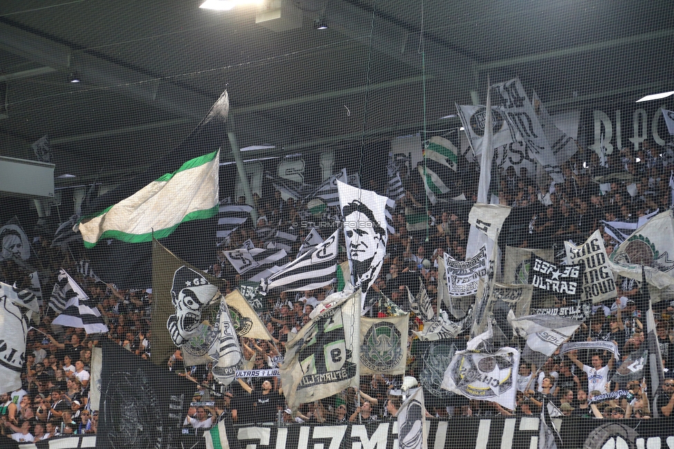 Sturm Graz - Dynamo Kiew
UEFA Champions League Qualifikation 3. Runde, SK Sturm Graz - FC Dynamo Kiew, Stadion Liebenau Graz, 09.08.2022. 

Foto zeigt Fans von Sturm
Schlüsselwörter: sturmflut