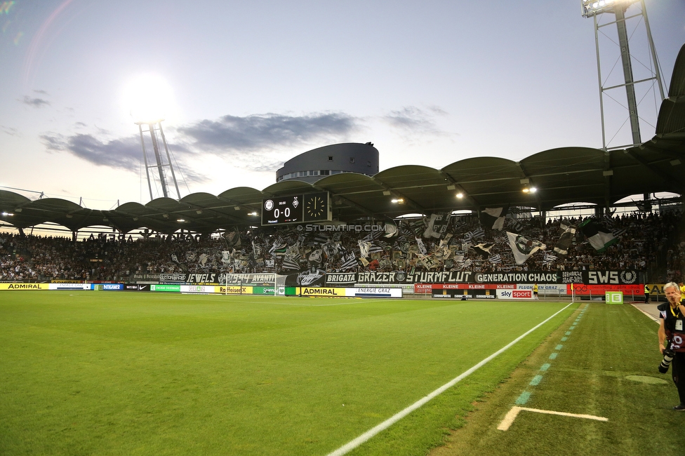 Sturm Graz - Dynamo Kiew
UEFA Champions League Qualifikation 3. Runde, SK Sturm Graz - FC Dynamo Kiew, Stadion Liebenau Graz, 09.08.2022. 

Foto zeigt Fans von Sturm
