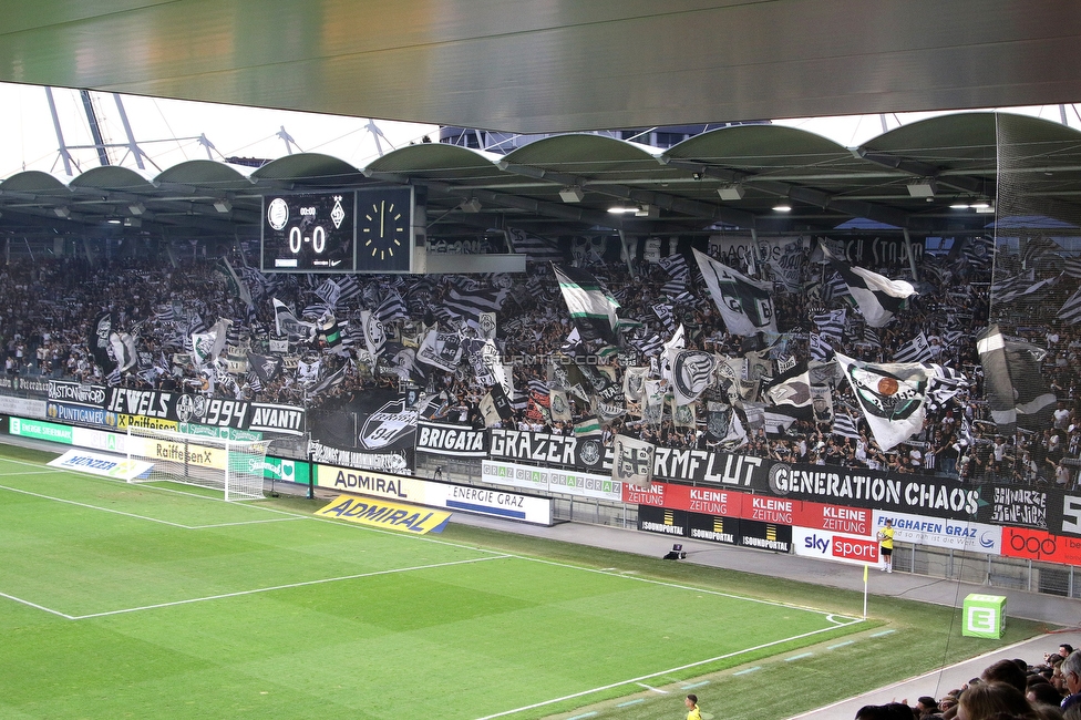 Sturm Graz - Dynamo Kiew
UEFA Champions League Qualifikation 3. Runde, SK Sturm Graz - FC Dynamo Kiew, Stadion Liebenau Graz, 09.08.2022. 

Foto zeigt Fans von Sturm mit einer Choreografie
