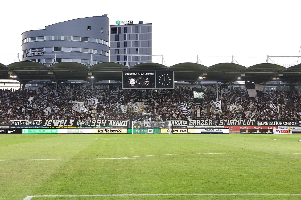 Sturm Graz - Dynamo Kiew
UEFA Champions League Qualifikation 3. Runde, SK Sturm Graz - FC Dynamo Kiew, Stadion Liebenau Graz, 09.08.2022. 

Foto zeigt Fans von Sturm mit einer Choreografie
