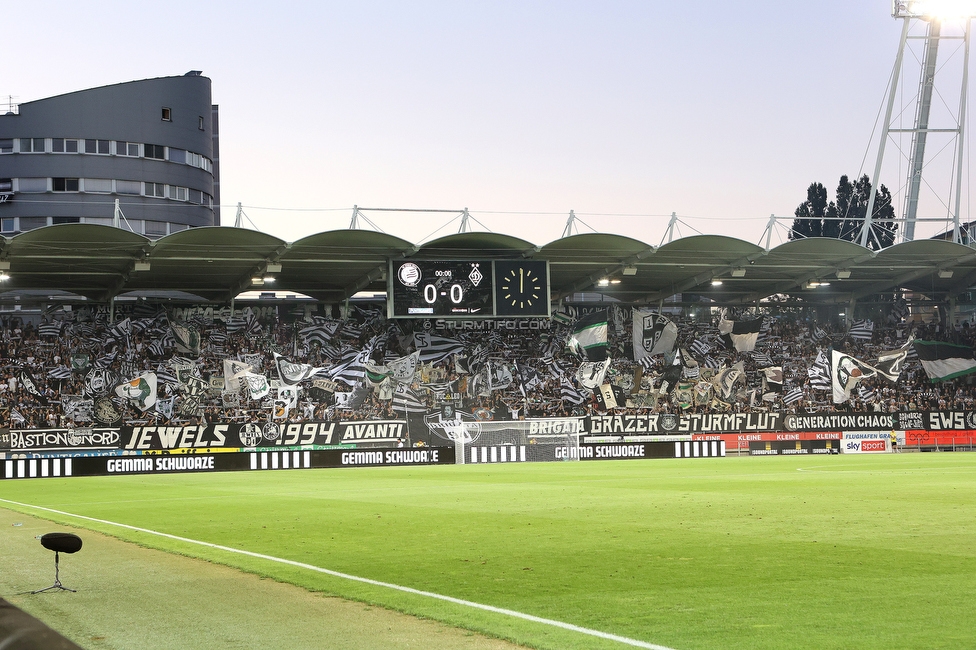 Sturm Graz - Dynamo Kiew
UEFA Champions League Qualifikation 3. Runde, SK Sturm Graz - FC Dynamo Kiew, Stadion Liebenau Graz, 09.08.2022. 

Foto zeigt Fans von Sturm mit einer Choreografie
