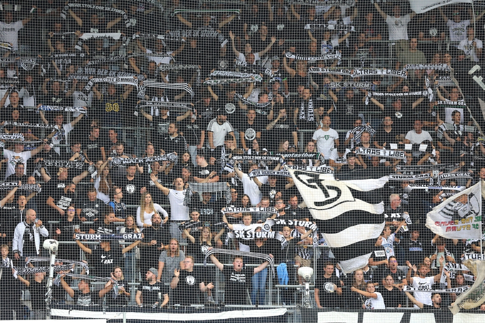 Sturm Graz - Altach
Oesterreichische Fussball Bundesliga, 4. Runde, SK Sturm Graz - SCR Altach, Stadion Liebenau Graz, 13.08.2022. 

Foto zeigt Fans von Sturm
Schlüsselwörter: schals