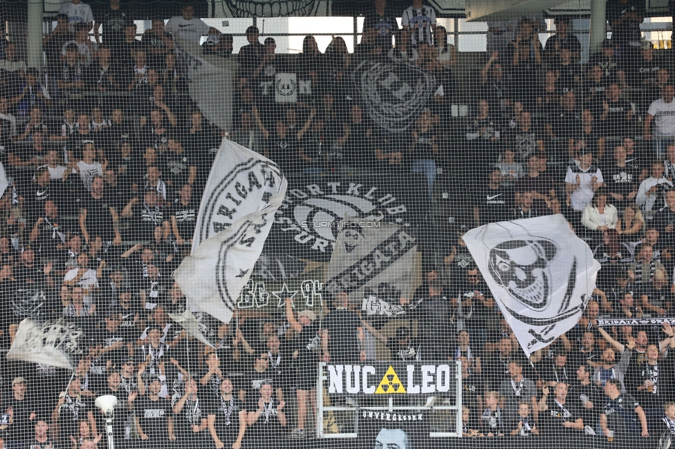 Sturm Graz - Altach
Oesterreichische Fussball Bundesliga, 4. Runde, SK Sturm Graz - SCR Altach, Stadion Liebenau Graz, 13.08.2022. 

Foto zeigt Fans von Sturm
Schlüsselwörter: brigata