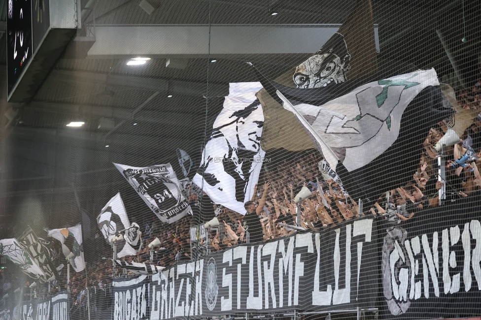 Sturm Graz - Altach
Oesterreichische Fussball Bundesliga, 4. Runde, SK Sturm Graz - SCR Altach, Stadion Liebenau Graz, 13.08.2022. 

Foto zeigt Fans von Sturm
Schlüsselwörter: sturmflut