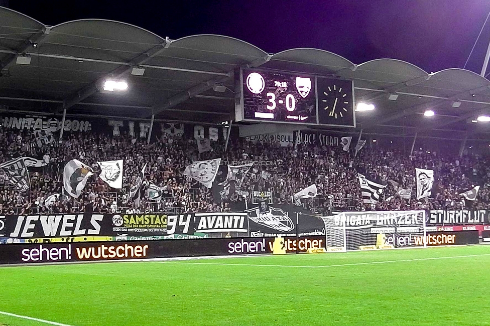 Sturm Graz - Altach
Oesterreichische Fussball Bundesliga, 4. Runde, SK Sturm Graz - SCR Altach, Stadion Liebenau Graz, 13.08.2022. 

Foto zeigt Fans von Sturm mit einem Spruchband
