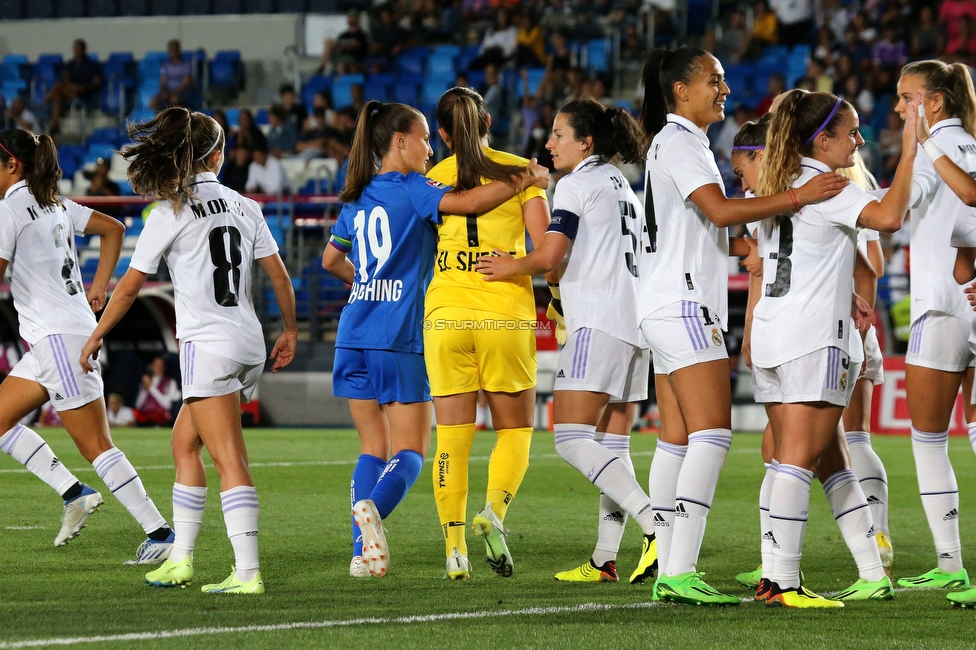 Real Madrid - Sturm Damen
UEFA Champions League Qualifikation, 1. Runde, Real Madrid CF Femenino - SK Sturm Graz Damen, Estadio Alfredo Di Stefano Madrid, 18.08.2022. 

Foto zeigt Annabel Schasching (Sturm Damen) und Mariella El Sherif (Sturm Damen)
