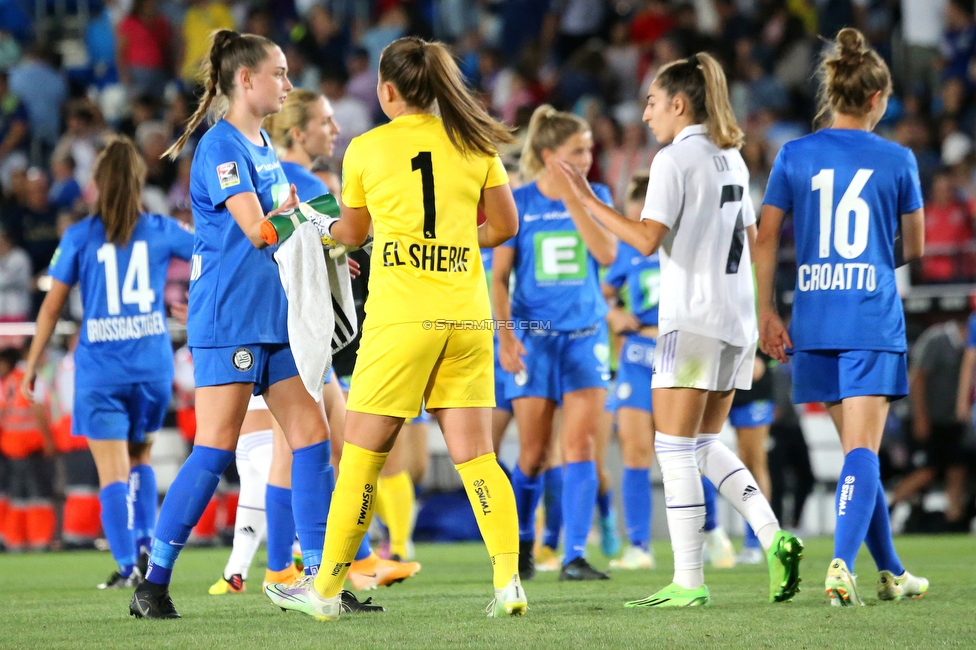 Real Madrid - Sturm Damen
UEFA Champions League Qualifikation, 1. Runde, Real Madrid CF Femenino - SK Sturm Graz Damen, Estadio Alfredo Di Stefano Madrid, 18.08.2022. 

Foto zeigt Merle Kirschstein (Sturm Damen), Mariella El Sherif (Sturm Damen) und Michela Croatto (Sturm Damen)
