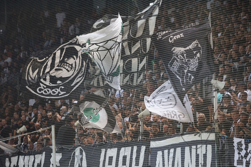 Sturm Graz - LASK
Oesterreichische Fussball Bundesliga, 5. Runde, SK Sturm Graz - LASK, Stadion Liebenau Graz, 20.08.2022. 

Foto zeigt Fans von Sturm
Schlüsselwörter: jewels