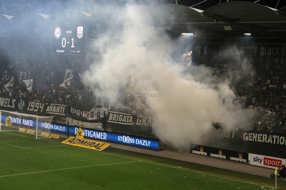 Sturm Graz - LASK
Oesterreichische Fussball Bundesliga, 5. Runde, SK Sturm Graz - LASK, Stadion Liebenau Graz, 20.08.2022. 

Foto zeigt Fans von Sturm
Schlüsselwörter: pyrotechnik sturmflut