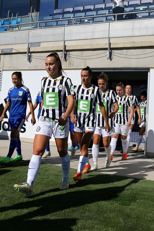 Sturm Damen - Tomiris-Turan
UEFA Champions League Qualifikation, 1. Runde, SK Sturm Graz Damen -  FC Tomiris-Turan, Estadio Alfredo Di Stefano Madrid, 21.08.2022. 

Foto zeigt Anna Maria Wirnsberger (Sturm Damen), Andrea Glibo (Sturm Damen), Julia Magerl (Sturm Damen) und Julia Matuschewski (Sturm Damen)
