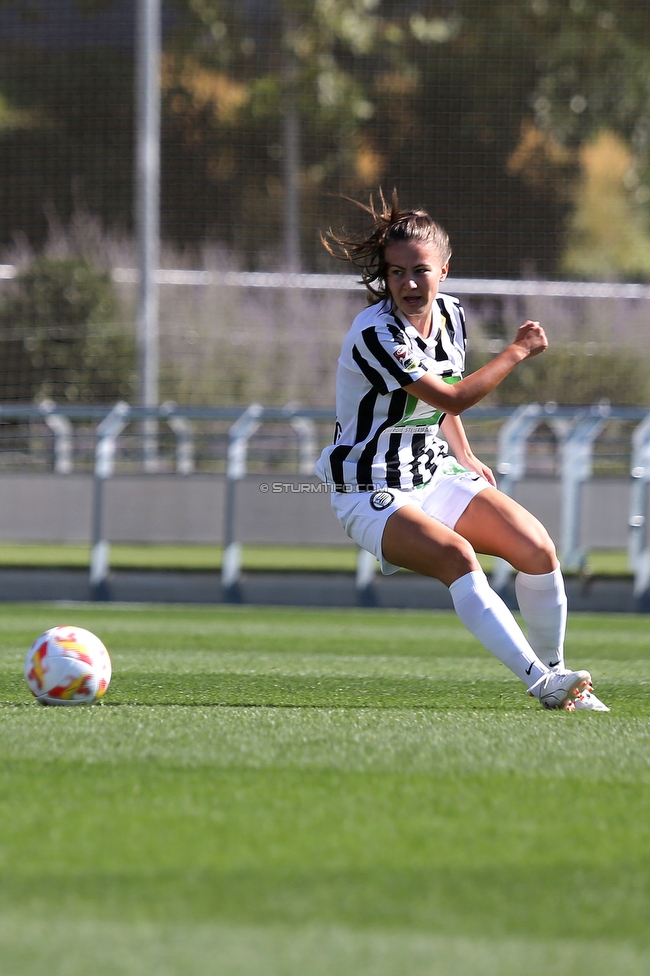 Sturm Damen - Tomiris-Turan
UEFA Champions League Qualifikation, 1. Runde, SK Sturm Graz Damen -  FC Tomiris-Turan, Estadio Alfredo Di Stefano Madrid, 21.08.2022. 

Foto zeigt Annabel Schasching (Sturm Damen)
