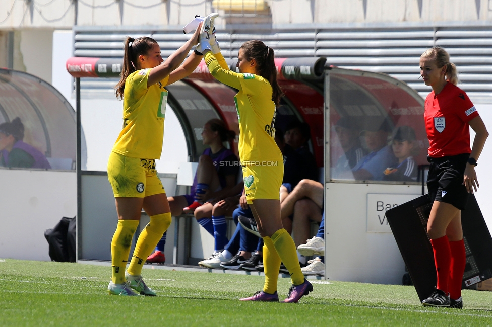 Sturm Damen - Tomiris-Turan
UEFA Champions League Qualifikation, 1. Runde, SK Sturm Graz Damen -  FC Tomiris-Turan, Estadio Alfredo Di Stefano Madrid, 21.08.2022. 

Foto zeigt Mariella El Sherif (Sturm Damen) und Vanessa Gritzner (Sturm Damen)
