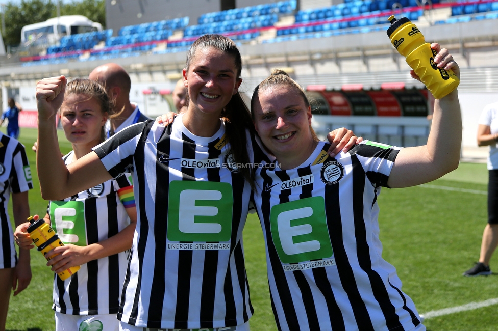 Sturm Damen - Tomiris-Turan
UEFA Champions League Qualifikation, 1. Runde, SK Sturm Graz Damen -  FC Tomiris-Turan, Estadio Alfredo Di Stefano Madrid, 21.08.2022. 

Foto zeigt Anna Malle (Sturm Damen) und Julia Matuschewski (Sturm Damen)
