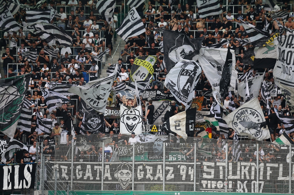 Rapid Wien - Sturm Graz
Oesterreichische Fussball Bundesliga, 6. Runde, SK Rapid Wien - SK Sturm Graz, Allianz Stadion Wien, 28.08.2022. 

Foto zeigt Fans von Sturm
Schlüsselwörter: brigata