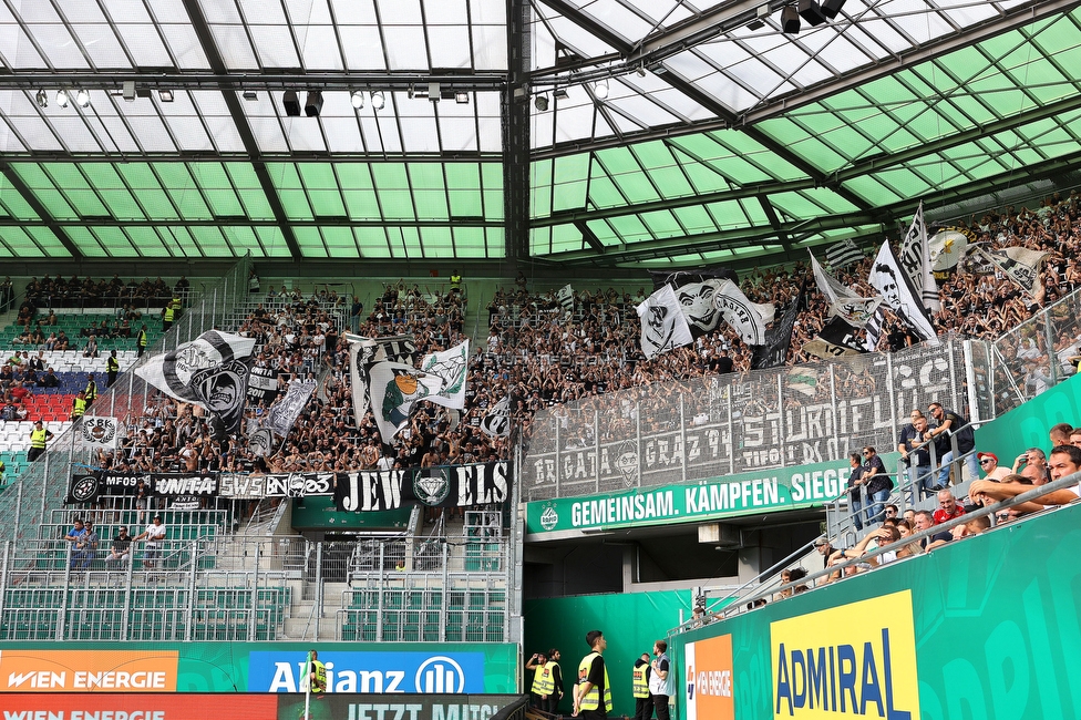 Rapid Wien - Sturm Graz
Oesterreichische Fussball Bundesliga, 6. Runde, SK Rapid Wien - SK Sturm Graz, Weststadion Wien, 28.08.2022. 

Foto zeigt Fans von Sturm
