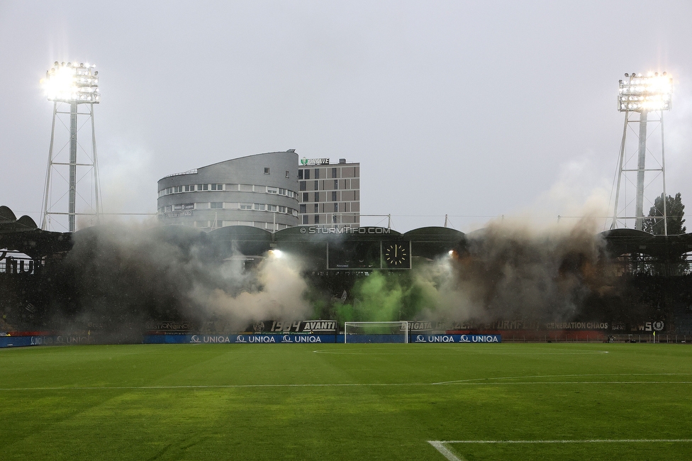 Sturm Graz - Austria Salzburg
OEFB Cup, 2. Runde, SK Sturm Graz - SV Austria Salzburg, Stadion Liebenau Graz, 29.08.2022. 

Foto zeigt Fans von Sturm mit einer Choreografie
Schlüsselwörter: pyrotechnik