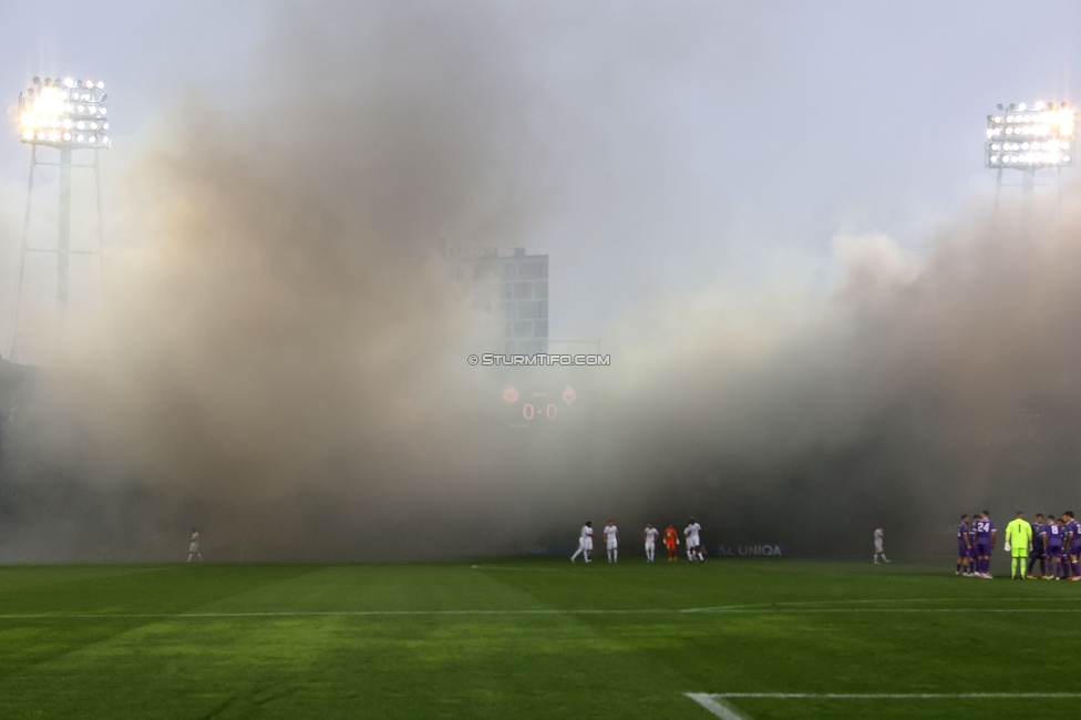 Sturm Graz - Austria Salzburg
OEFB Cup, 2. Runde, SK Sturm Graz - SV Austria Salzburg, Stadion Liebenau Graz, 29.08.2022. 

Foto zeigt Fans von Sturm mit einer Choreografie
Schlüsselwörter: pyrotechnik