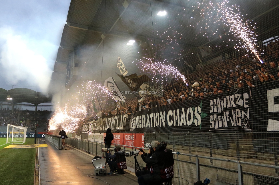 Sturm Graz - Austria Salzburg
OEFB Cup, 2. Runde, SK Sturm Graz - SV Austria Salzburg, Stadion Liebenau Graz, 29.08.2022. 

Foto zeigt Fans von Sturm mit einer Choreografie
Schlüsselwörter: pyrotechnik